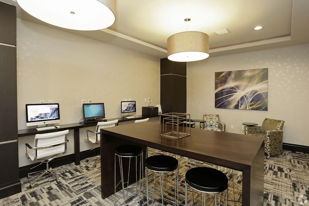 Gallery Image 6